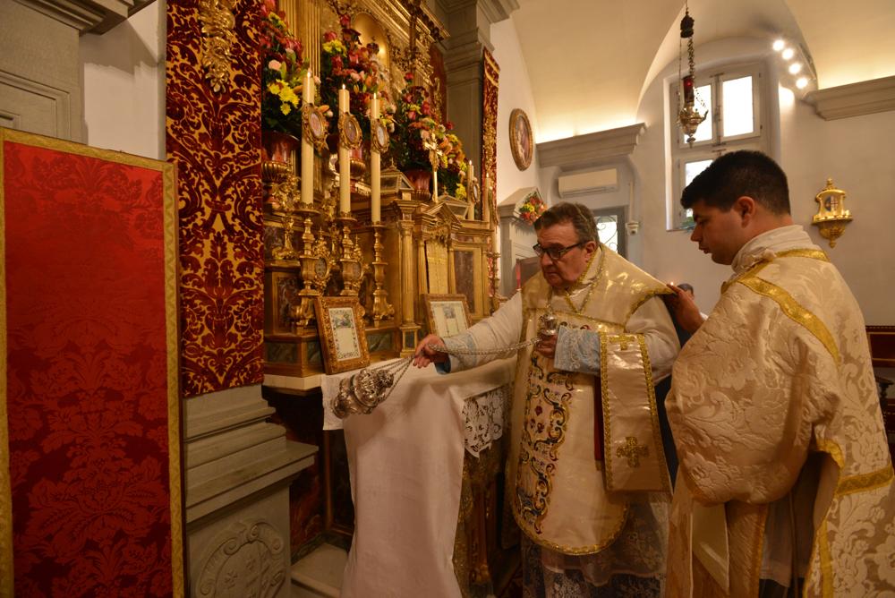 Encensement de l&rsquo;autel